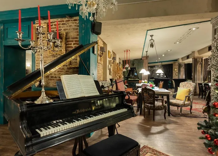 Хотел Andesite Boutique