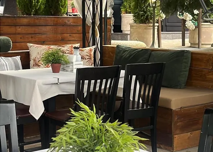 Хотел Andesite Boutique 5*